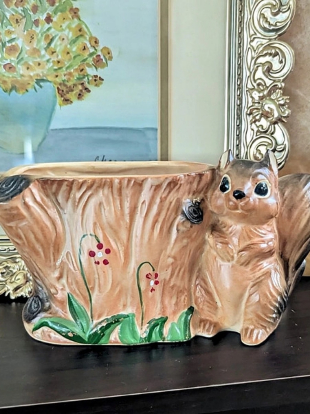 MCM Kelvin's Squirrel planter